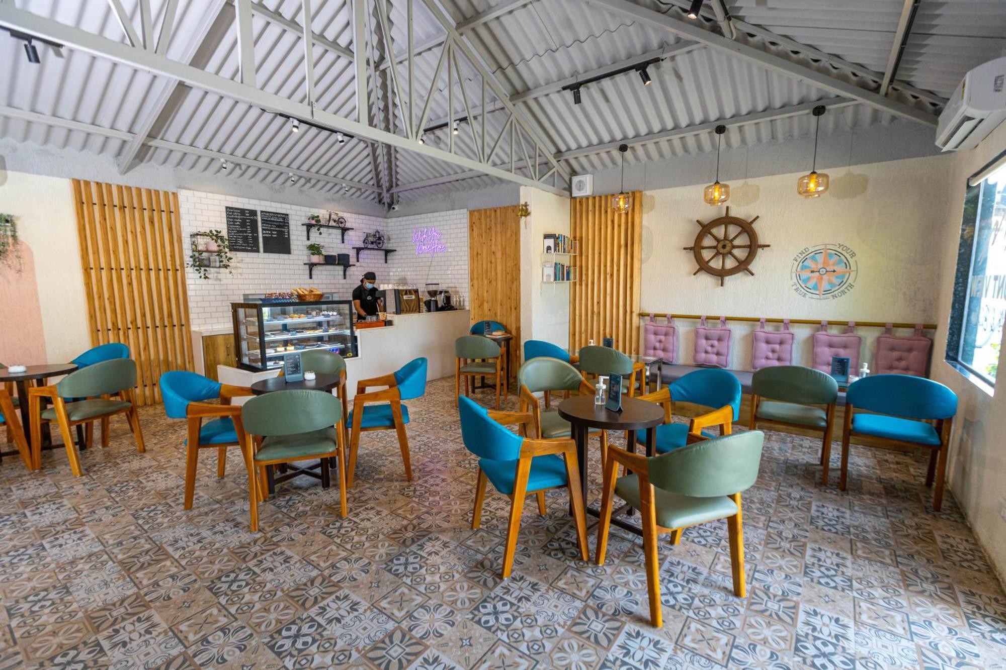 Pushp Vatika Resort & Lawns Navi Mumbai Exteriör bild