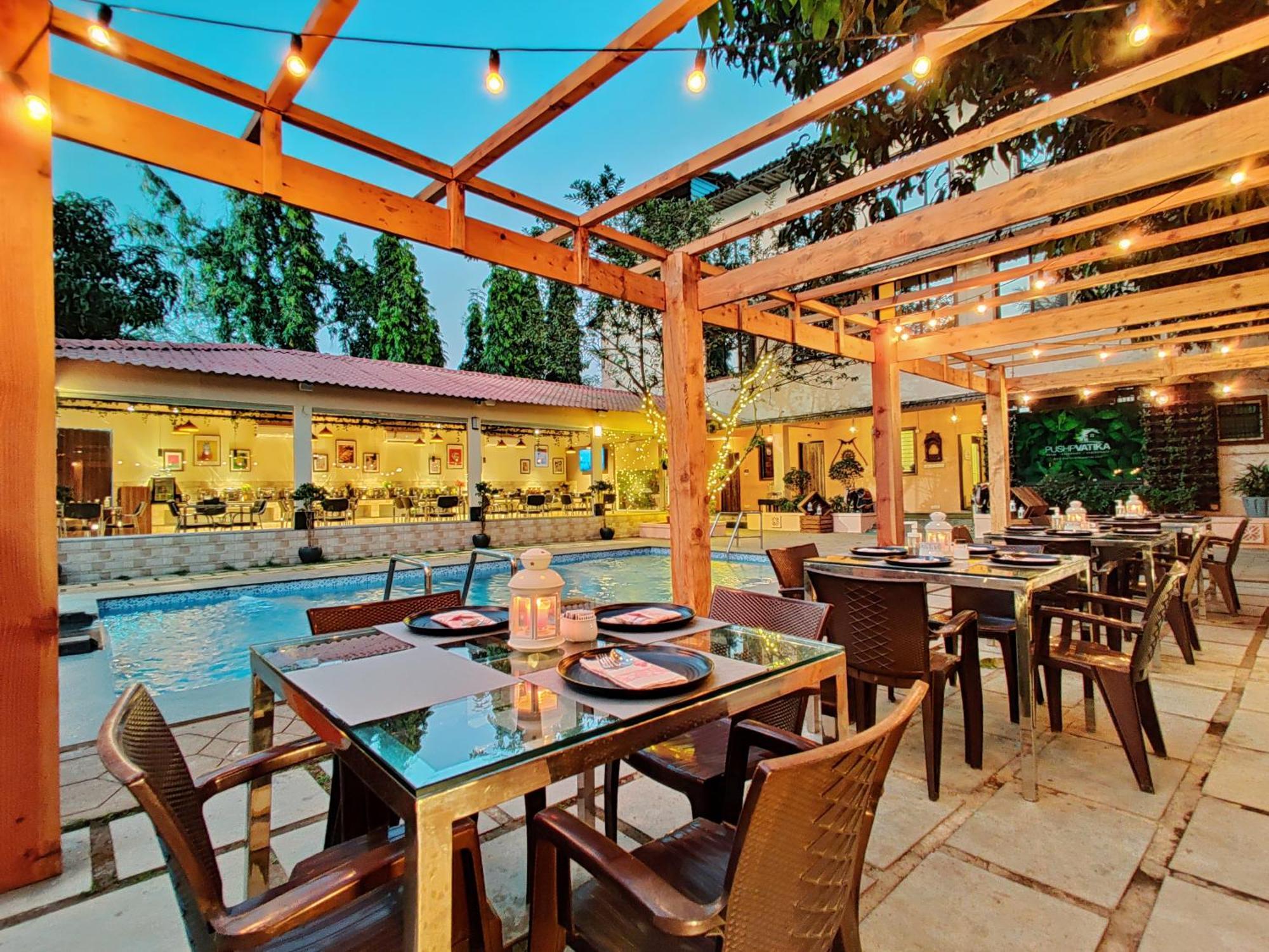 Pushp Vatika Resort & Lawns Navi Mumbai Exteriör bild