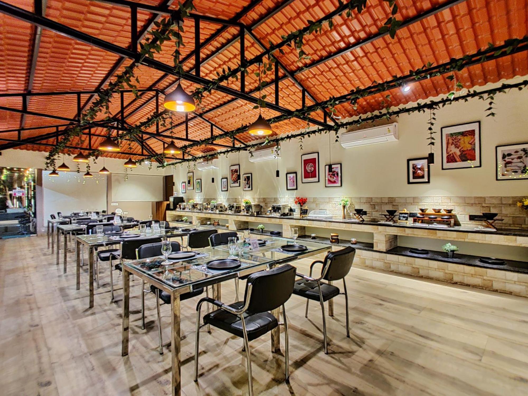 Pushp Vatika Resort & Lawns Navi Mumbai Exteriör bild