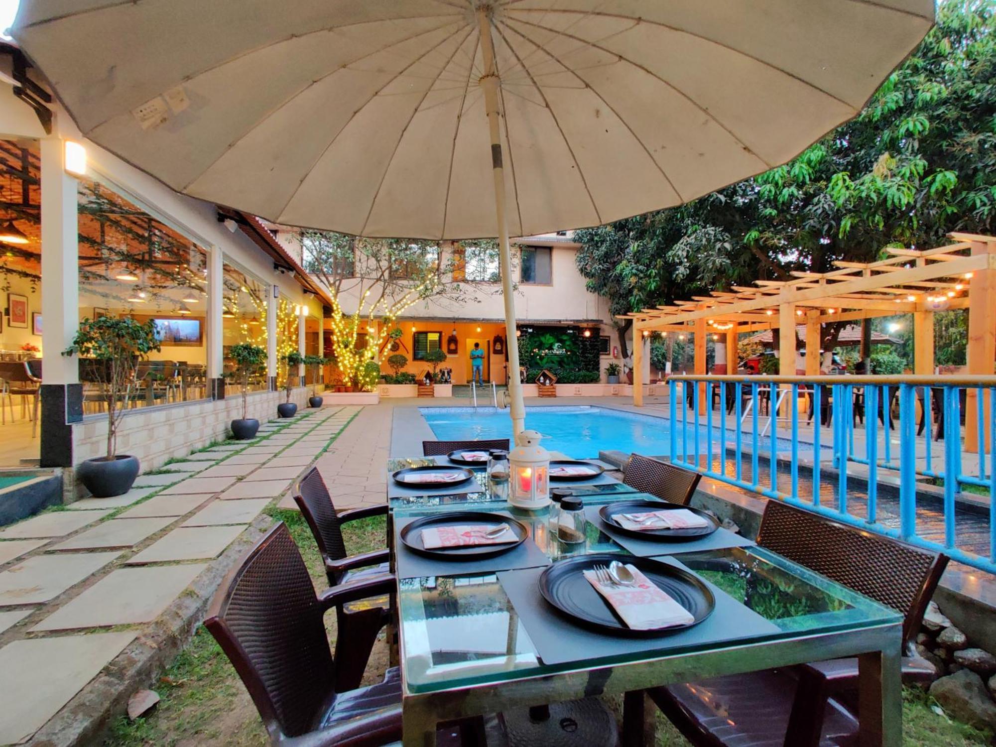 Pushp Vatika Resort & Lawns Navi Mumbai Exteriör bild