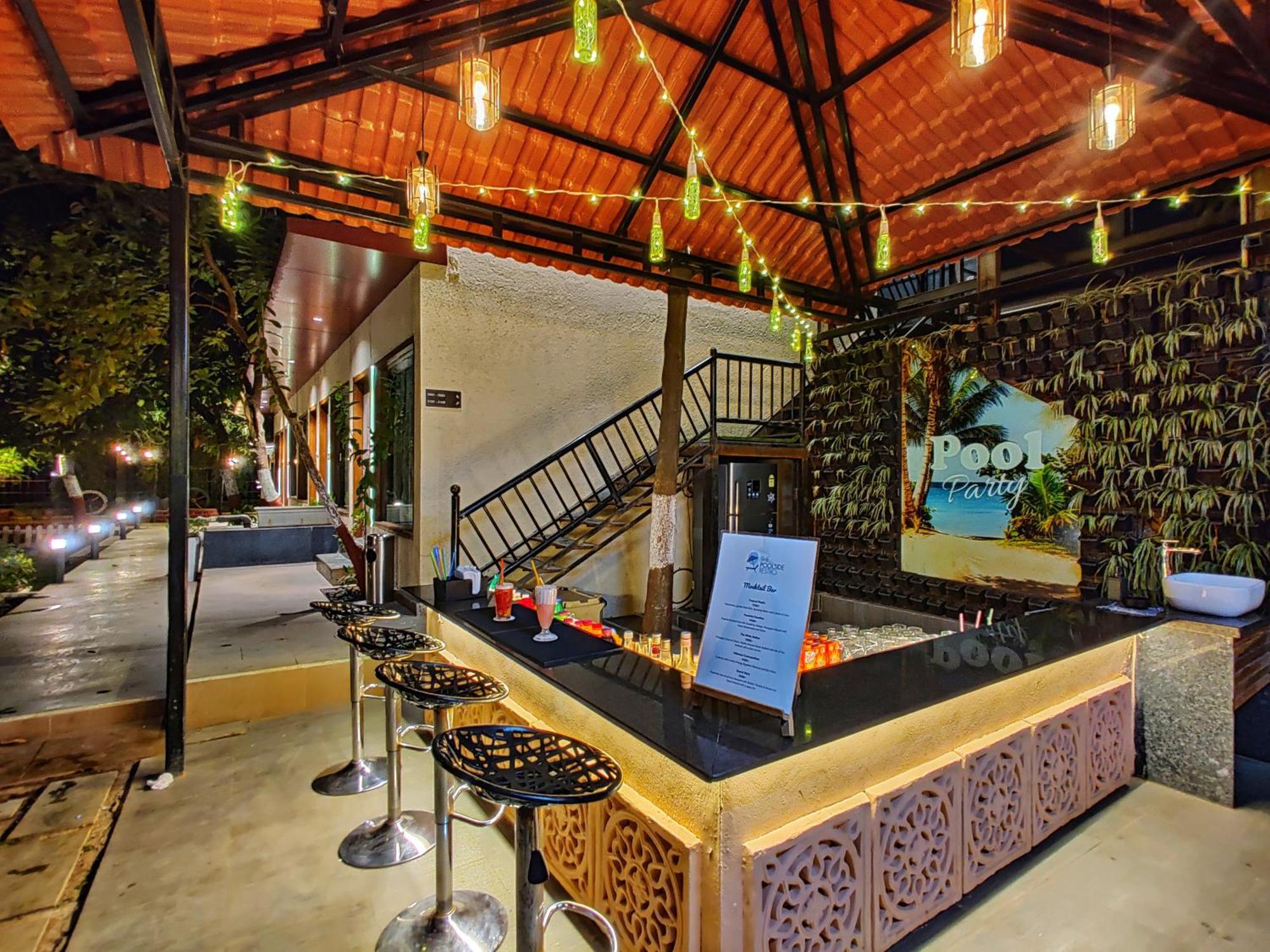 Pushp Vatika Resort & Lawns Navi Mumbai Exteriör bild